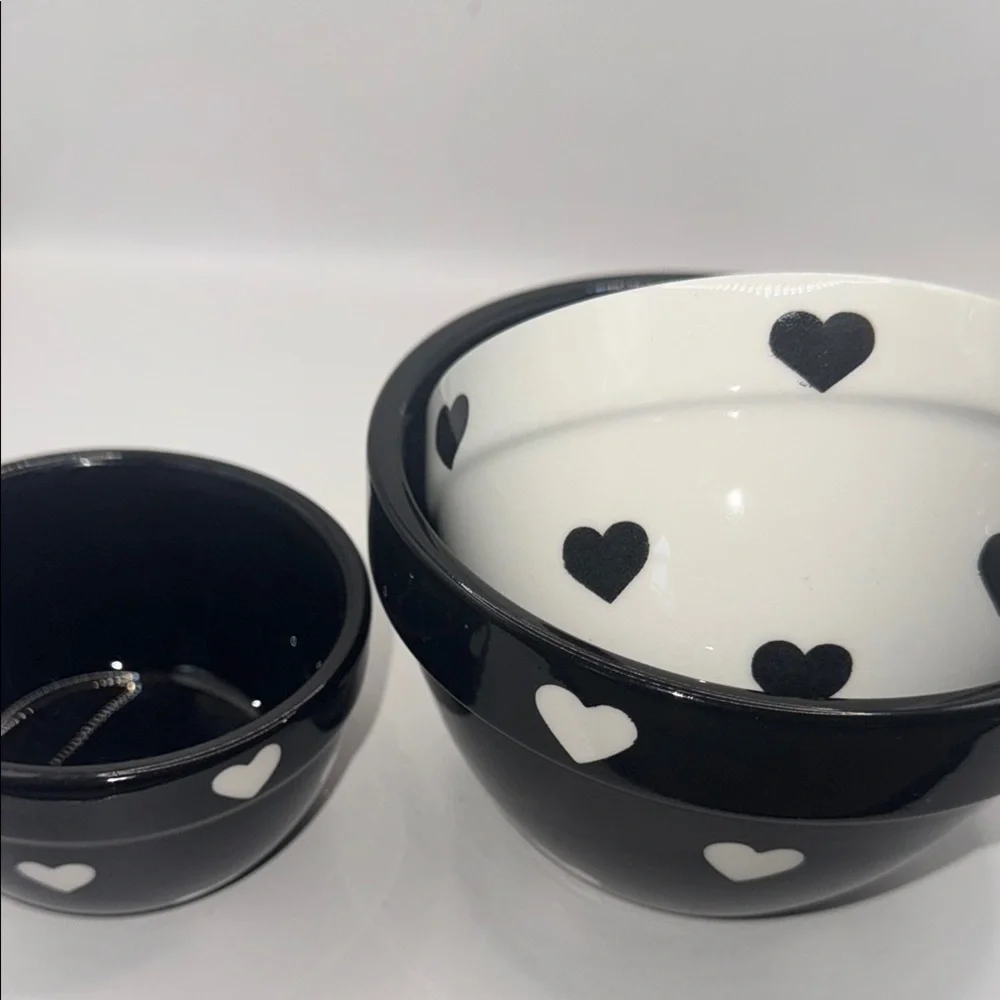 Heart Patterned Black and White nesting Bowls